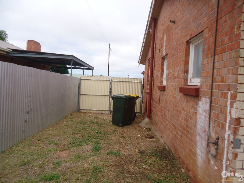38 Lindsay Street, Whyalla Norrie SA 5608