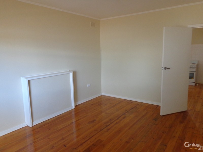 10 Whittard Street, Whyalla Norrie SA 5608