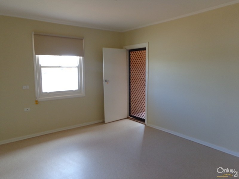 12 Whittard Street, Whyalla Norrie SA 5608