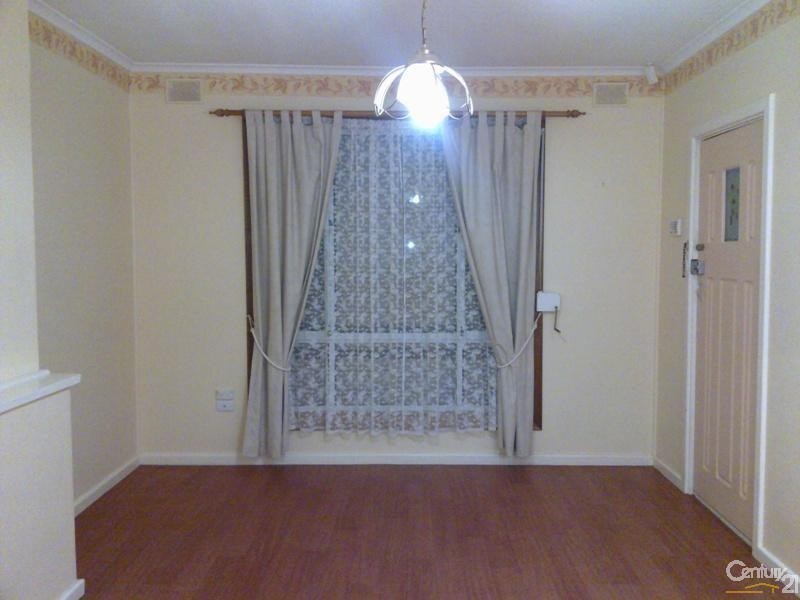 14 Dennis Street, Whyalla Stuart SA 5608