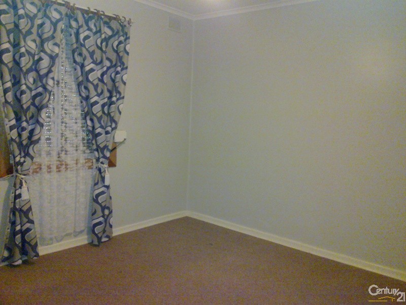 14 Dennis Street, Whyalla Stuart SA 5608