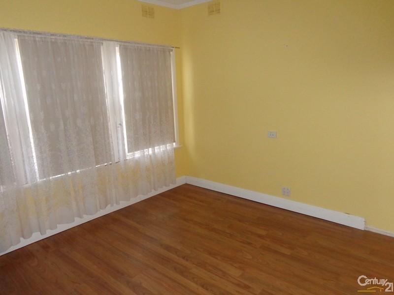 15 Barson Street, Whyalla SA 5600