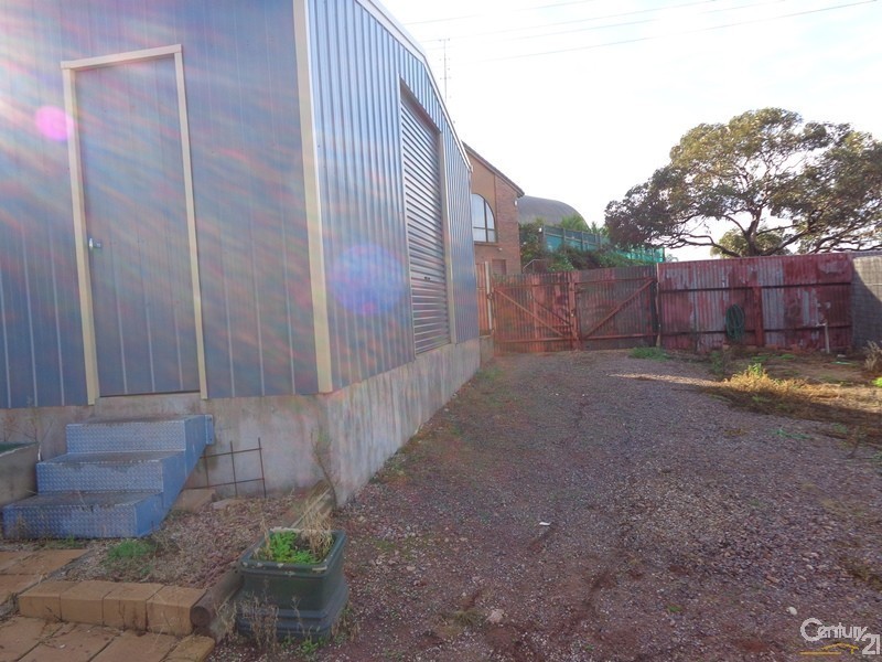 15 Barson Street, Whyalla SA 5600