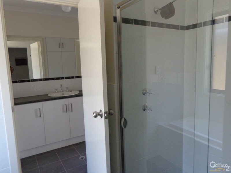 29 Phillips Street, Whyalla Stuart SA 5608