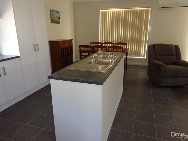 29 Phillips Street, Whyalla Stuart SA 5608