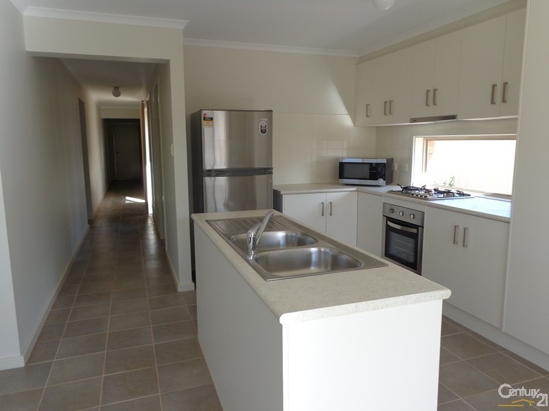 28 Scott Street, Whyalla Stuart SA 5608