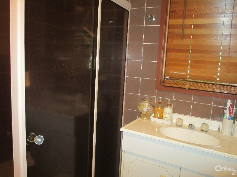 1 Parfitt Street, Whyalla Stuart SA 5608