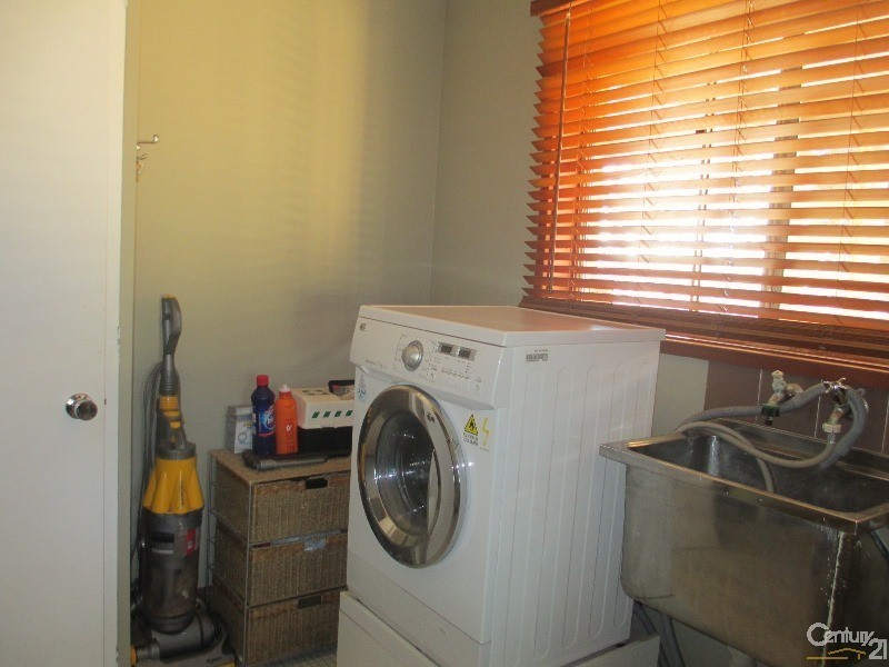 1 Parfitt Street, Whyalla Stuart SA 5608