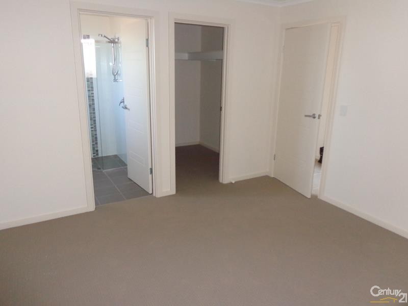 4 Warnes Ave, Whyalla Jenkins SA 5609