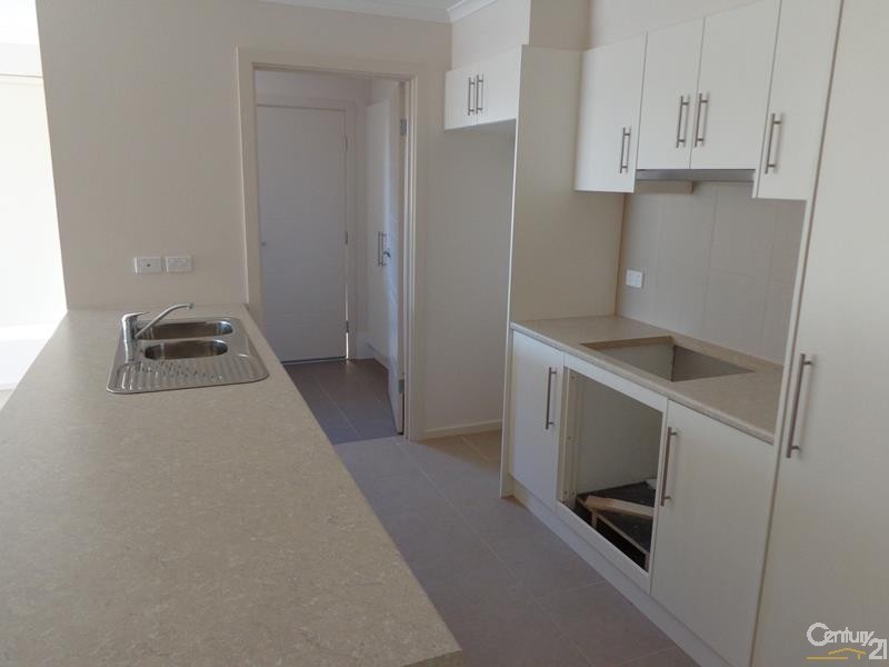 4 Warnes Ave, Whyalla Jenkins SA 5609