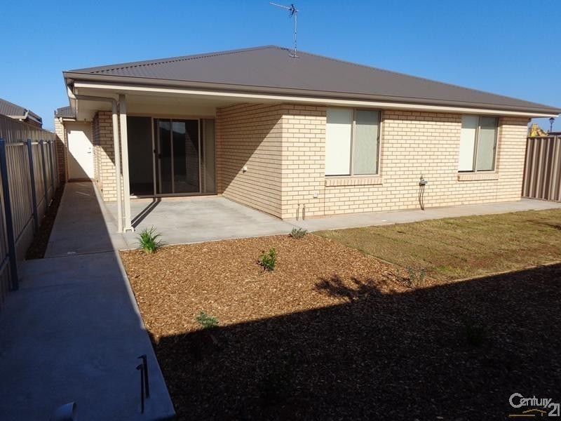 4 Warnes Ave, Whyalla Jenkins SA 5609