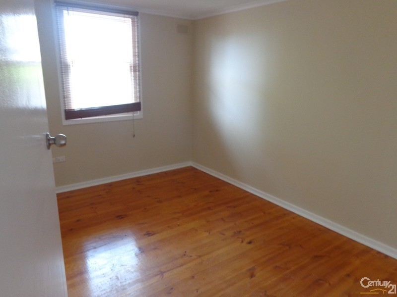 14 Thomas Street, Whyalla Stuart SA 5608
