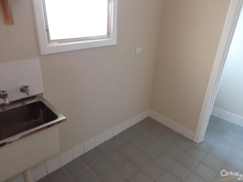 14 Thomas Street, Whyalla Stuart SA 5608
