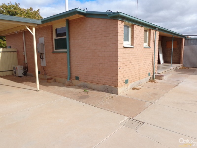 14 Thomas Street, Whyalla Stuart SA 5608