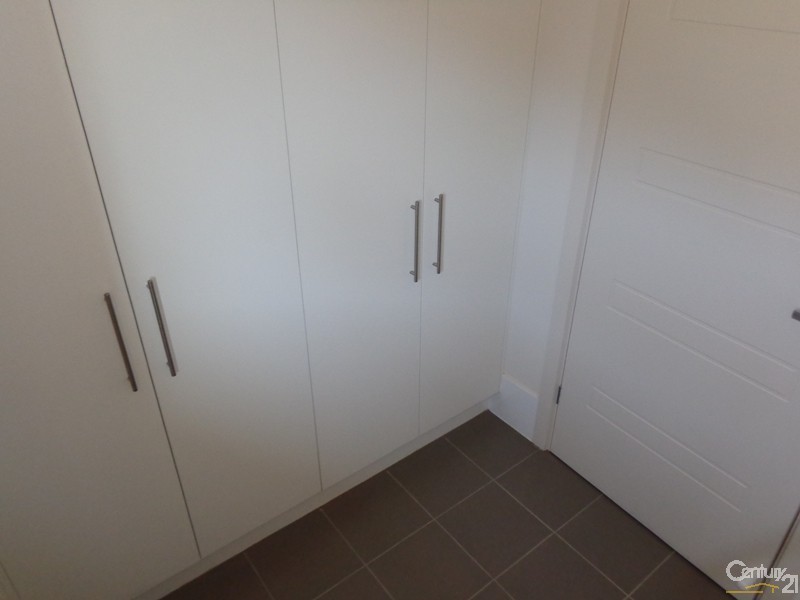 4 Warnes Ave, Whyalla Jenkins SA 5609