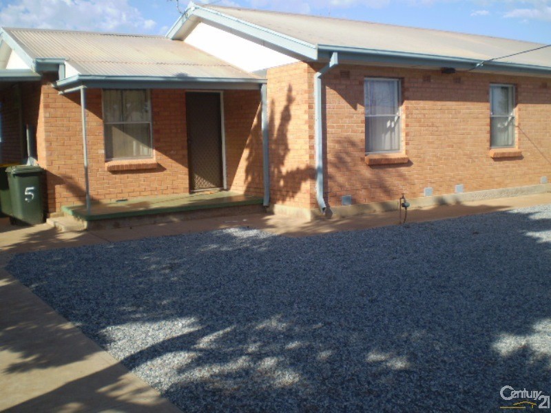 5 Hawke Street, Whyalla Stuart SA 5608