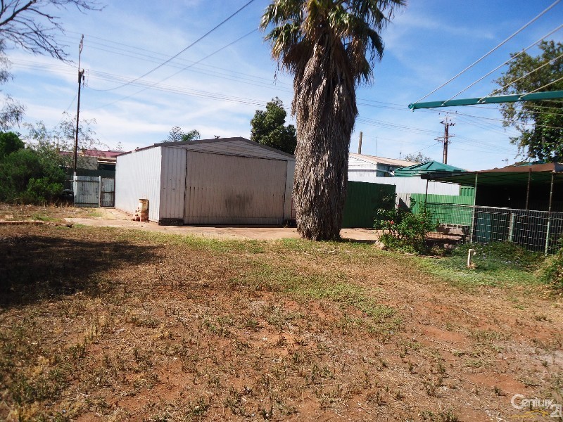 4 Neill Street, Whyalla Playford SA 5600