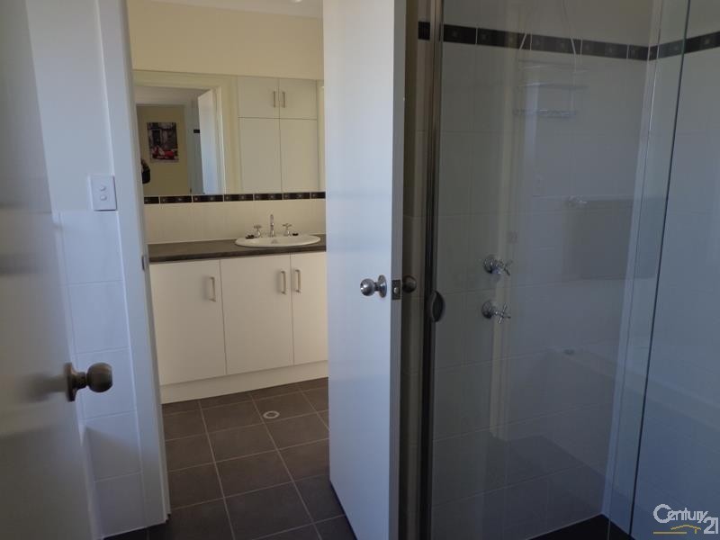 30 Scott Street, Whyalla Stuart SA 5608