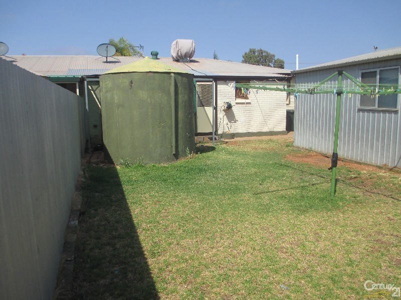8 Wainwright Street, Whyalla Stuart SA 5608