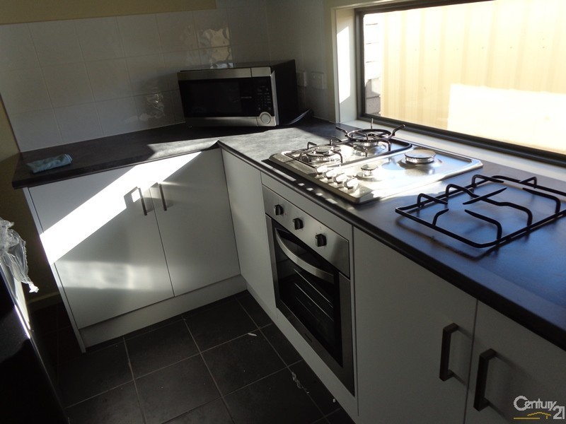 2  McDonald Dve, Whyalla Stuart SA 5608