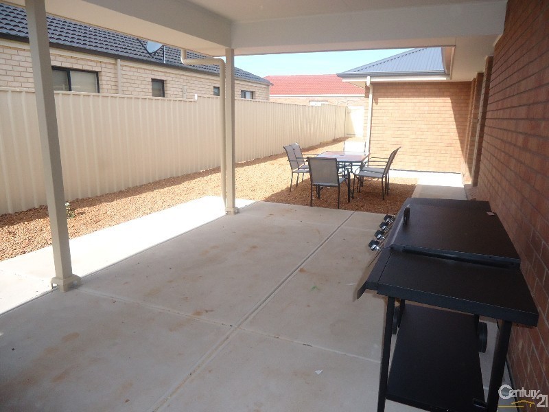 25 Phillips Street, Whyalla Stuart SA 5608