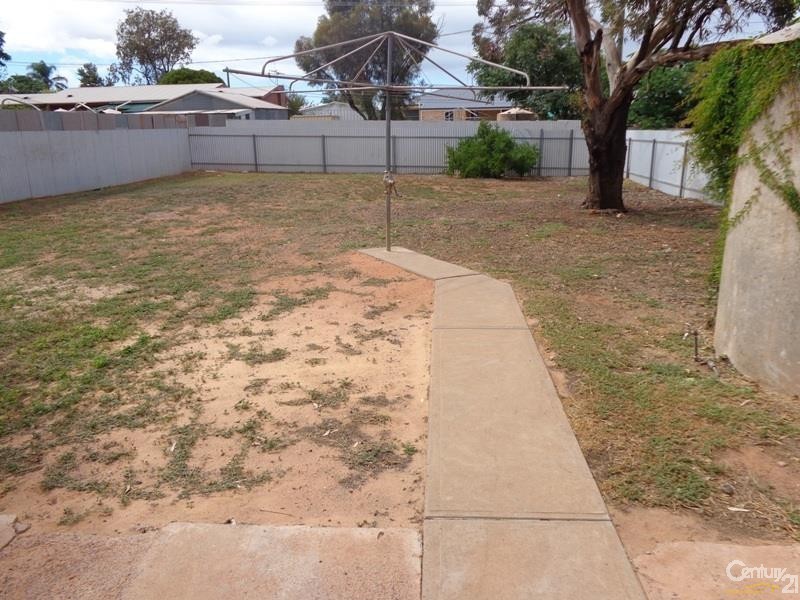 10 Whittard Street, Whyalla Norrie SA 5608