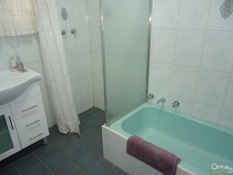 228 Jenkins Avenue, Whyalla Stuart SA 5608