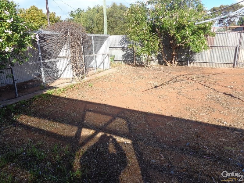 15 Boettcher Street, Whyalla Stuart SA 5608