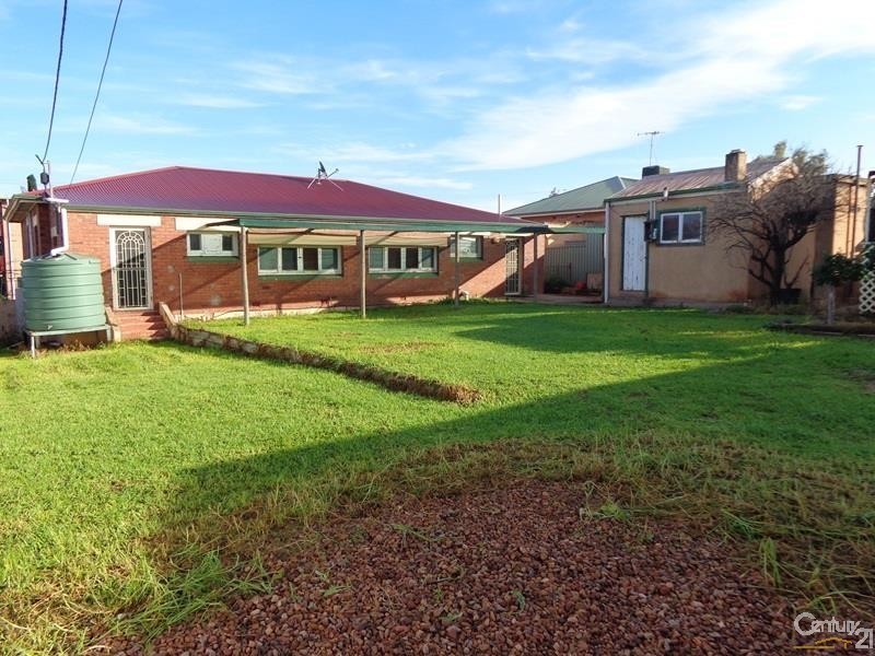 15 Barson Street, Whyalla SA 5600