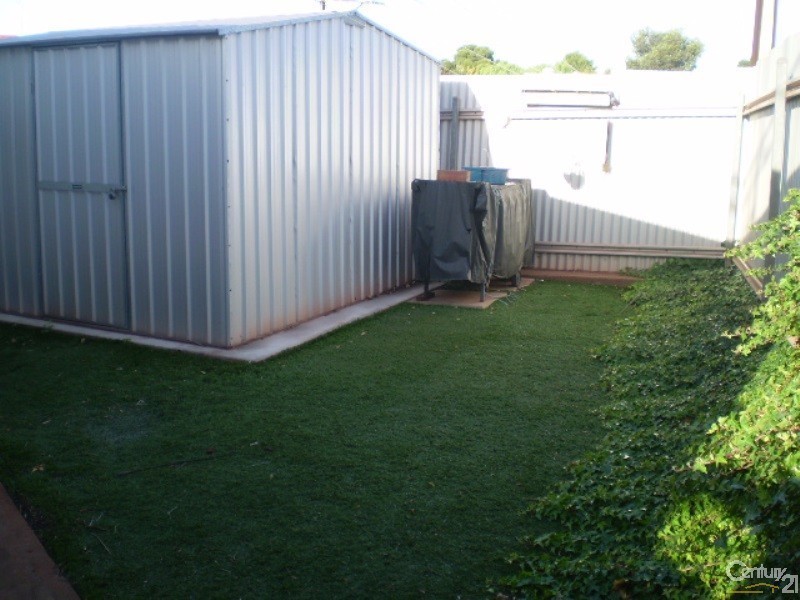 8B  Broadbent Tce, Whyalla SA 5600
