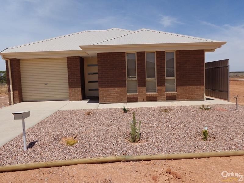 3 Warnes Avenue, Whyalla Jenkins SA 5609