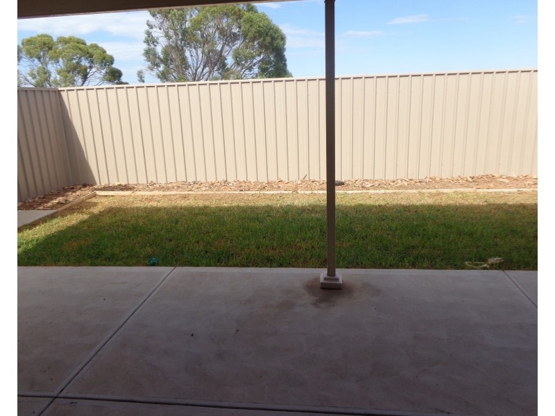 7 Warnes Ave, Whyalla Jenkins SA 5609