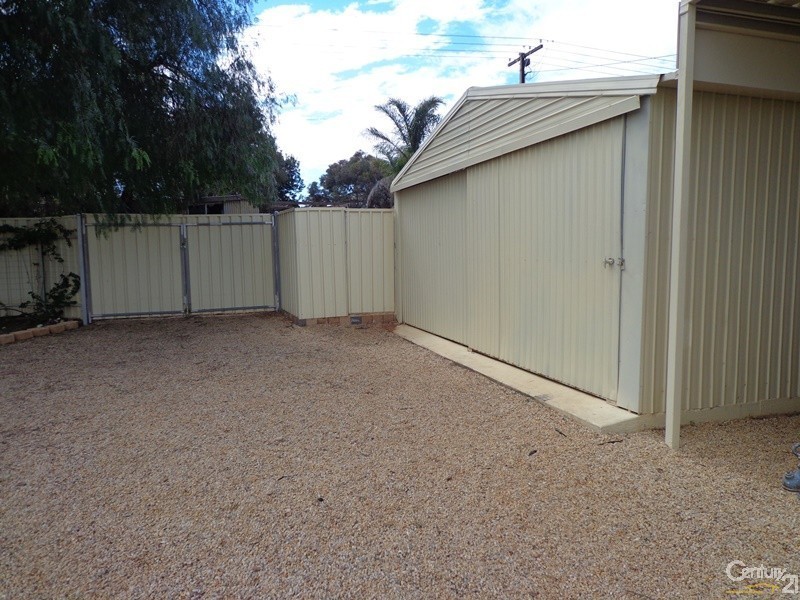 8 MacKenzie Street, Whyalla Playford SA 5600