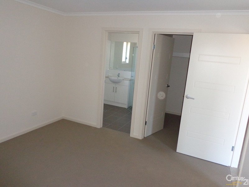 4 Warnes Ave, Whyalla Jenkins SA 5609