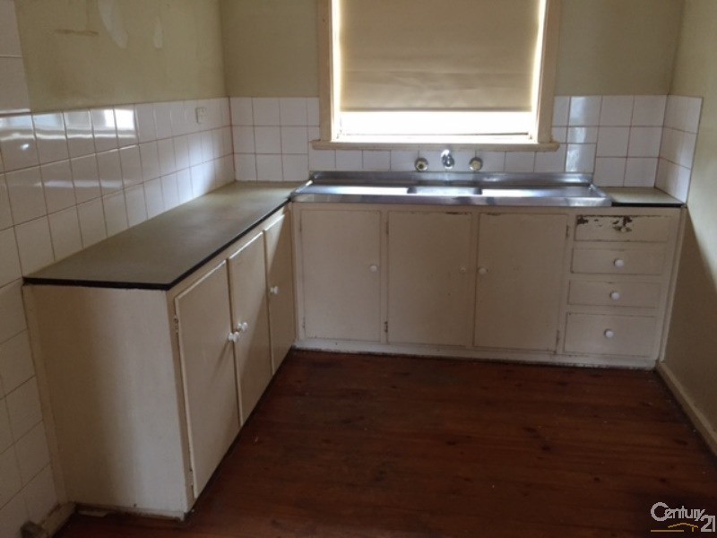 7 Loring Street, Whyalla Stuart SA 5608