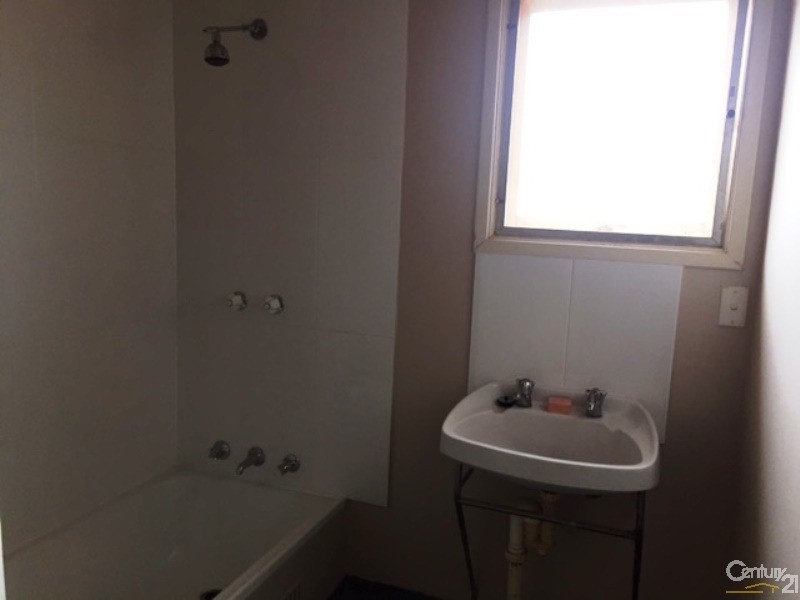 7 Loring Street, Whyalla Stuart SA 5608