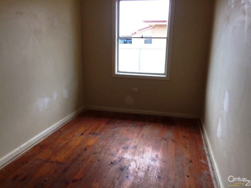 7 Loring Street, Whyalla Stuart SA 5608