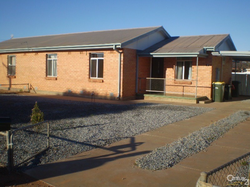 7 HAWKE STREET, Whyalla Stuart SA 5608
