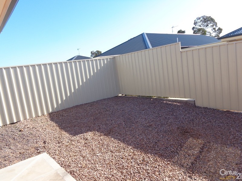 1 McDonald Drive, Whyalla Stuart SA 5608