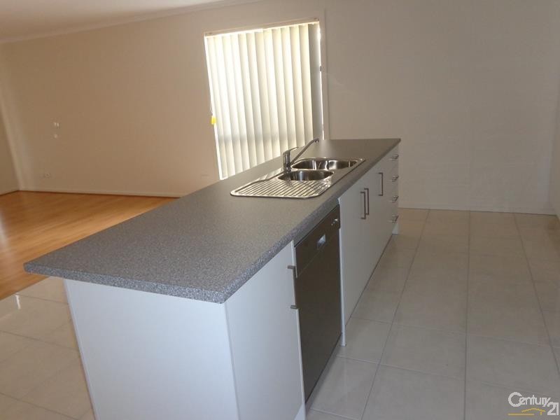 3 Eden Court, Whyalla Stuart SA 5608