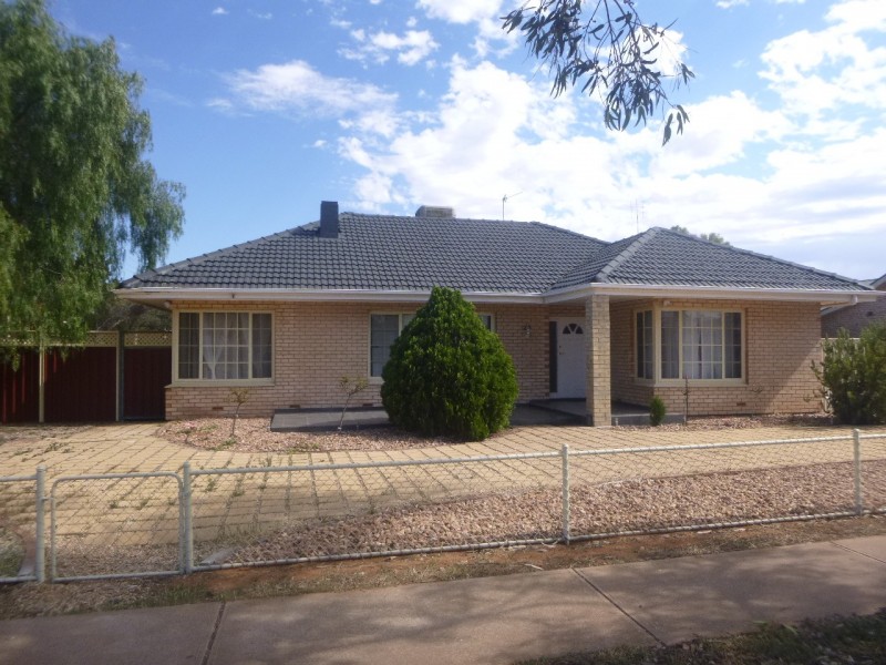 23 Hincks Avenue, Whyalla Norrie SA 5608