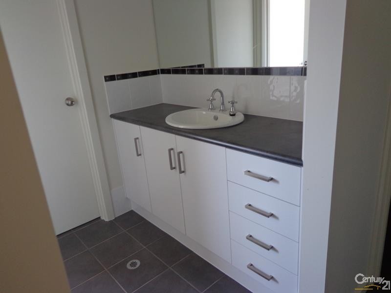 18 Jensen Ave, Whyalla Jenkins SA 5609