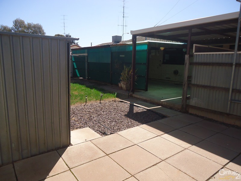 1 Parfitt Street, Whyalla Stuart SA 5608