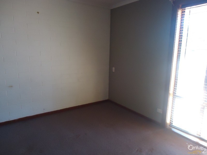 1 Parfitt Street, Whyalla Stuart SA 5608