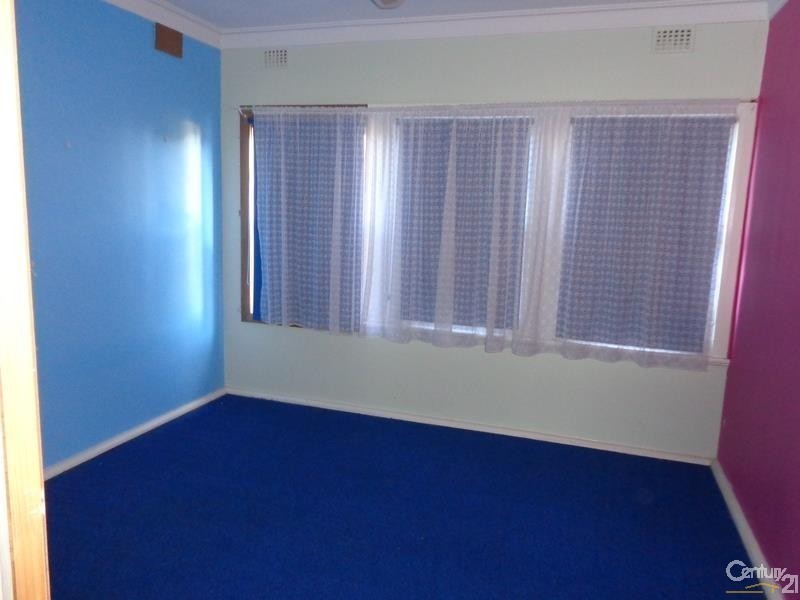 15 Barson Street, Whyalla SA 5600