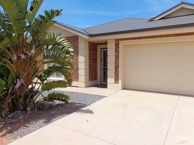 17 Fitzgerald Ave, Whyalla Jenkins SA 5609