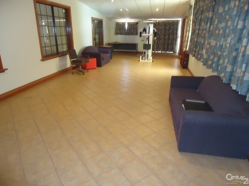 113 McDouall Stuart Avenue, Whyalla Stuart SA 5608
