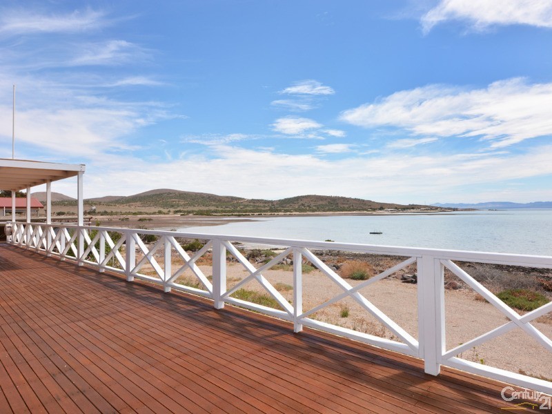 21 Quandong Drive Douglas Point South, Whyalla SA 5600