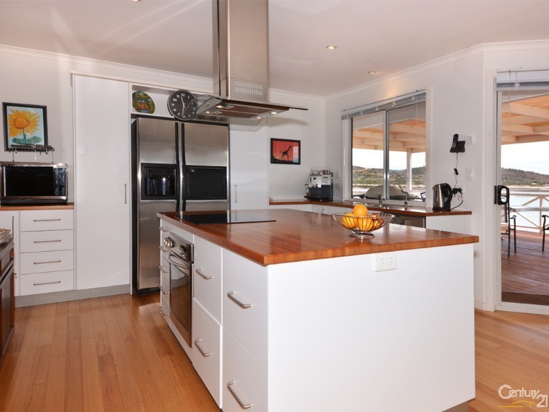 21 Quandong Drive Douglas Point South, Whyalla SA 5600