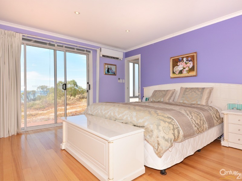 21 Quandong Drive Douglas Point South, Whyalla SA 5600